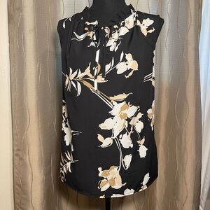 Sleeveless Floral Blouse 